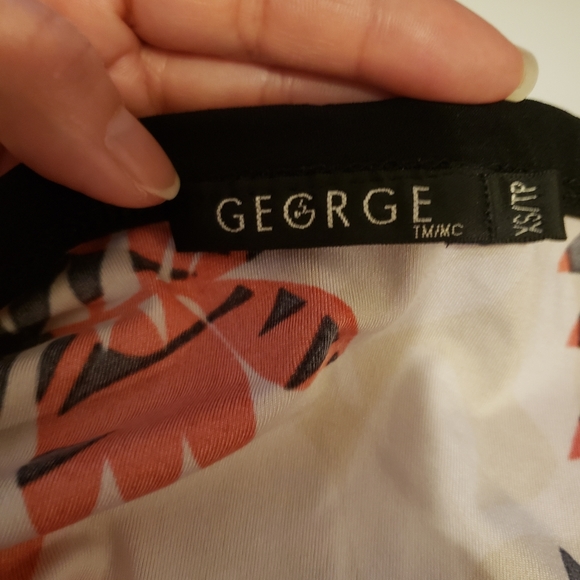 George dress - Picture 3 of 3